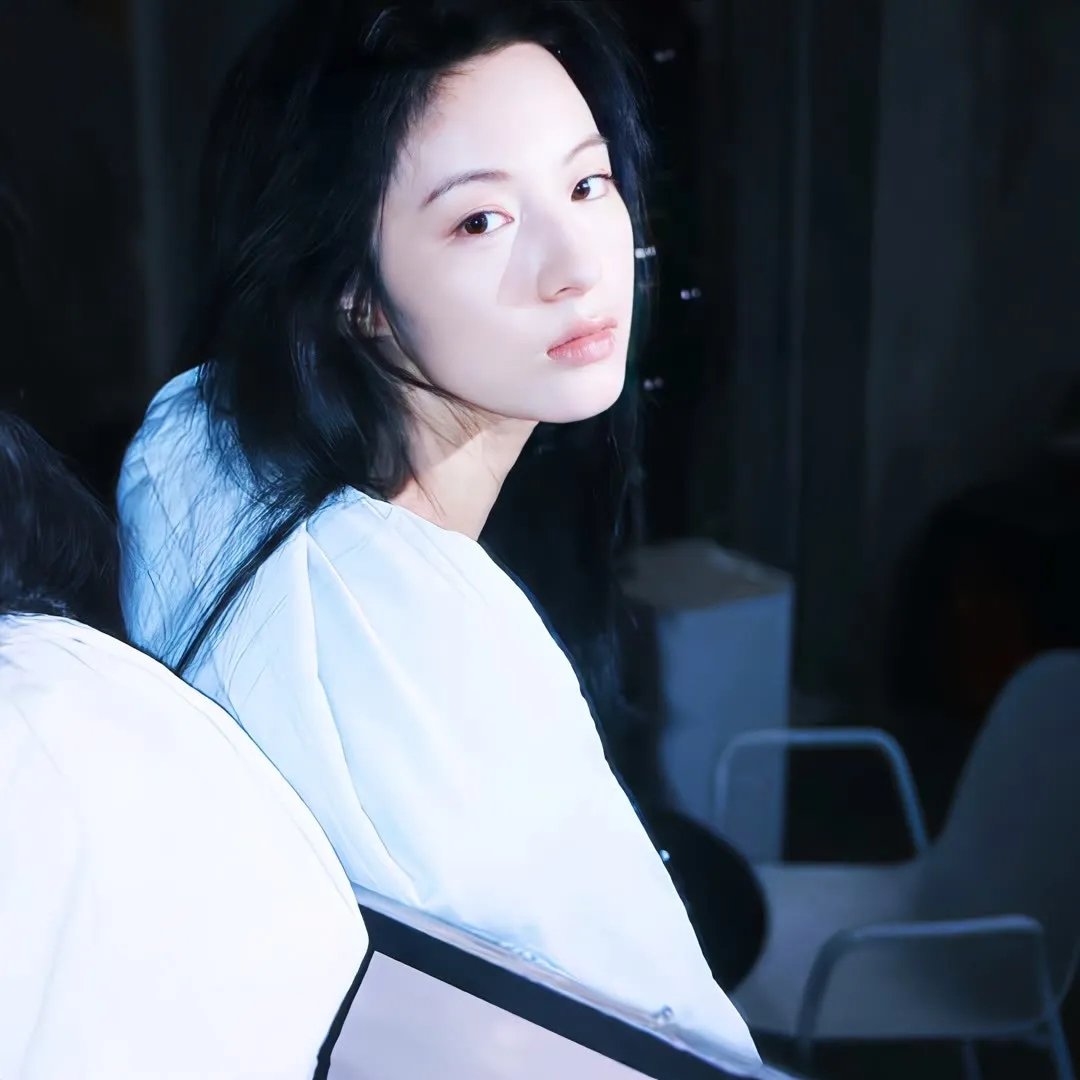 名侦探柯南：红之校外旅行